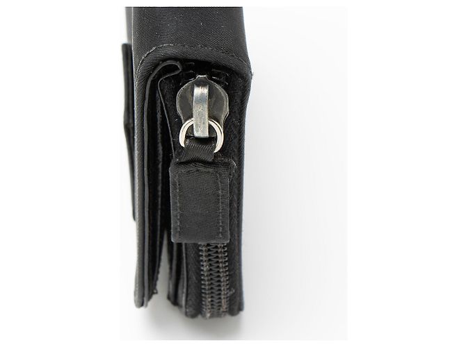 Portafoglio compatto bifold con zip in tessuto Saffiano di Prada Nero - vista 10