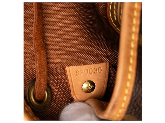 Louis Vuitton Monogram Montsouris Mm Marrone - vista 6