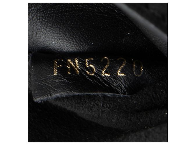 Multi Pochette Multi-Pochette Accessoires New Wave in pelle di vitello Louis Vuitton Nero - vista 6