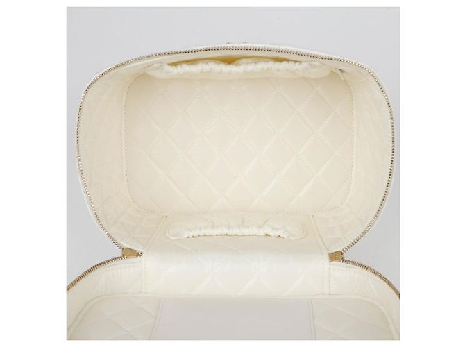 Vanity Chanel Borsa Tote con Manico Superiore in Caviale Bianco - vista 11