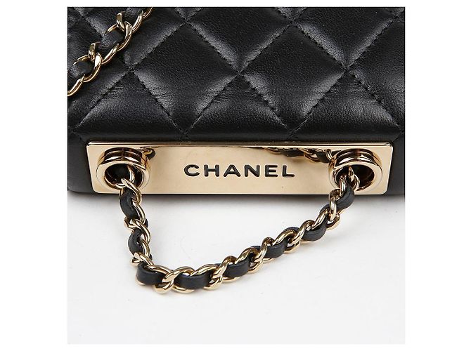 Trendy CC Chanel Bolsa transversal mini CC da moda Preto - vista 10