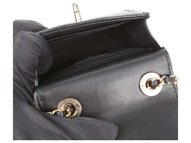 Trendy CC Chanel Bolsa transversal mini CC da moda Preto - vista 13