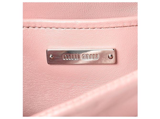 Miu Miu Gepolsterte Umhängetasche Pink - Ansicht 7