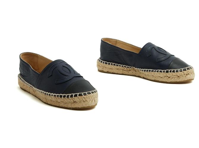 Espadrilles in Pelle Bicolore Chanel EU37 CC Blu Navy Scarpe Piane UK4 US6.5 - vista 3