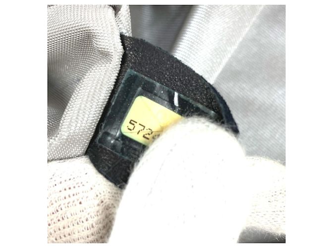 Graue Gummitasche von Chanel Braun - Ansicht 18
