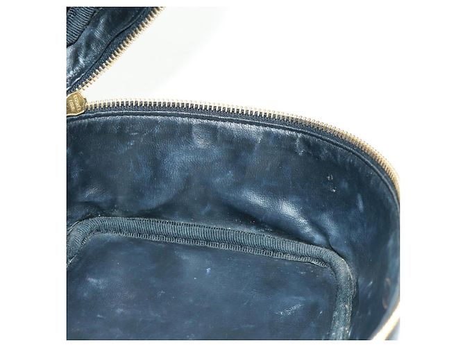 Pochette Vanity CHANEL Pelle Caviar Nera Oro CC Auth 157593V Nero D'oro - vista 18