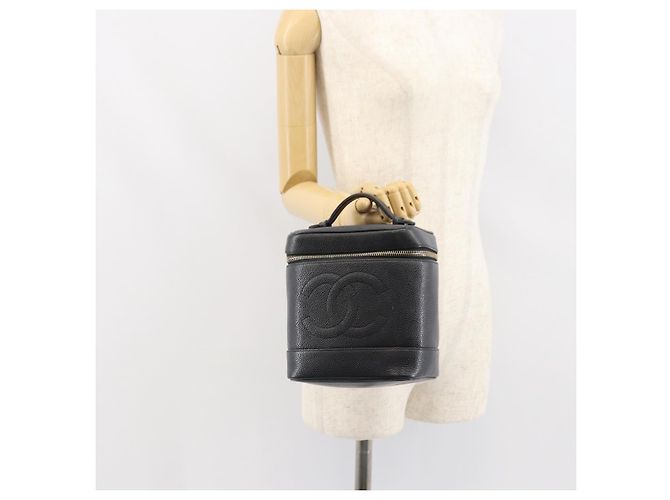 Pochette Vanity CHANEL Pelle Caviar Nera Oro CC Auth 164764 Nero D'oro - vista 20