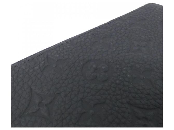 Louis Vuitton Taurillon Monogram Zippy Wallet Black - view 3