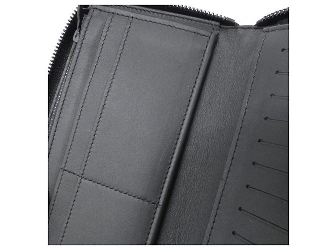 Louis Vuitton Taurillon Monogram Zippy Wallet Black - view 6