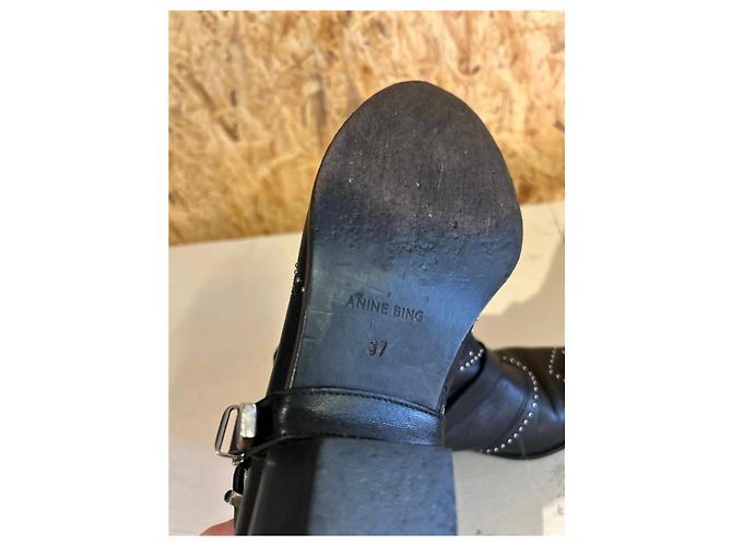 Anine Bing Stivaletti in pelle nera con borchie Nero - vista 9