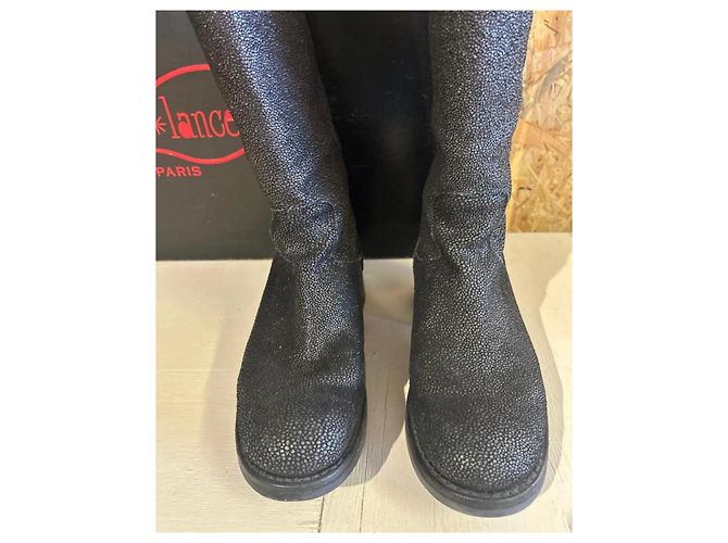 Botas altas texturizadas Free Lance negras Negro - vista 4
