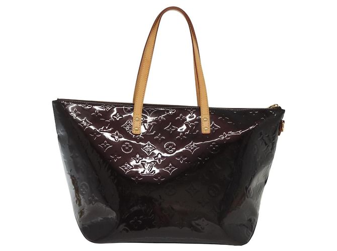 Borsa Bellevue Monogram Vernis GM di Louis Vuitton Bordò - vista 2