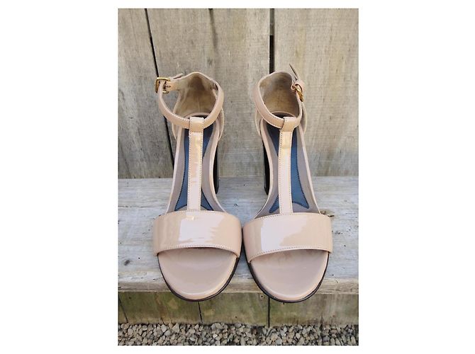 Sandali Marni in pelle verniciata beige - vista 5