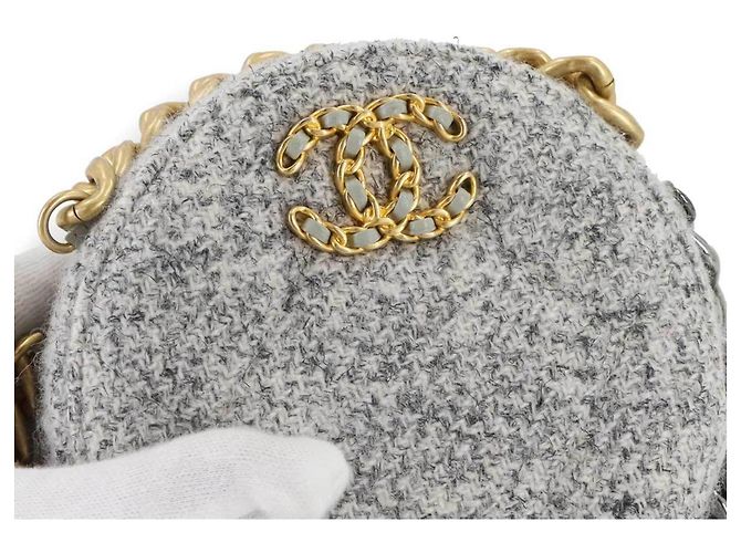 Borsa a spalla a catena Chanel 19 Round Clutch Marrone - vista 9