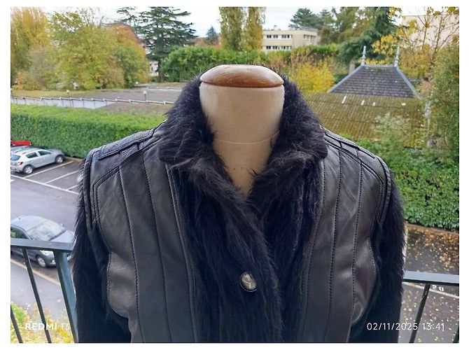Dior Jacke aus schwarzem Lammleder - Ansicht 16