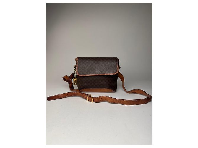 Céline Vintage Celine Paris Triomphe Monogram Schulter-/Crossbody-Tasche Braun - Ansicht 15
