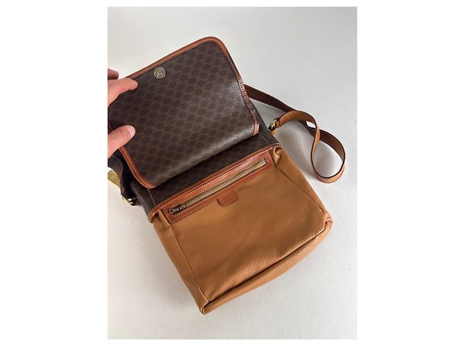 Céline Vintage Celine Paris Triomphe Monogram Schulter-/Crossbody-Tasche Braun - Ansicht 3