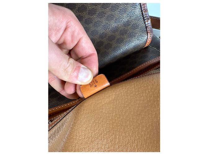 Céline Vintage Celine Paris Triomphe Monogram Schulter-/Crossbody-Tasche Braun - Ansicht 6