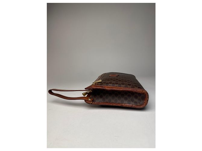 Céline Clutch in pelle monogramma Triomphe Celine Paris vintage marrone - vista 8