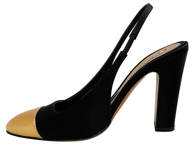 Pumps Slingback in Satin Nero Alexandre Vauthier con Punta Dorata - vista 3