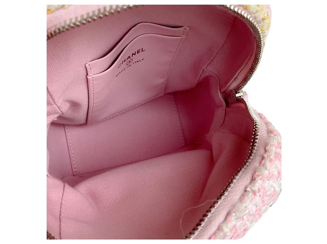 Chanel 2024 Mini Zaino in Tweed Rosa - vista 10