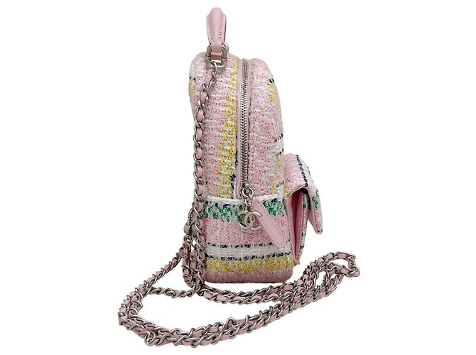 Chanel 2024 Mini Zaino in Tweed Rosa - vista 2