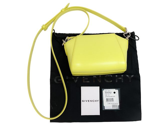 Borsa a tracolla Antigona Nano in pelle gialla acida di Givenchy Giallo - vista 11