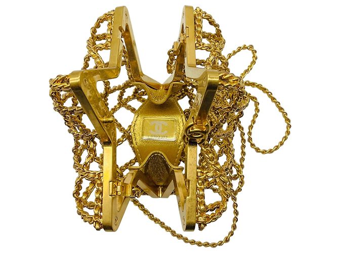 Chanel Gold 2023 Star Minaudiere Evening Bag Golden - view 6