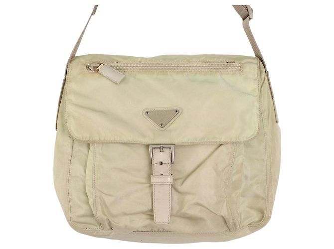 Borsa a tracolla in nylon tessuto beige con logo Prada - vista 3