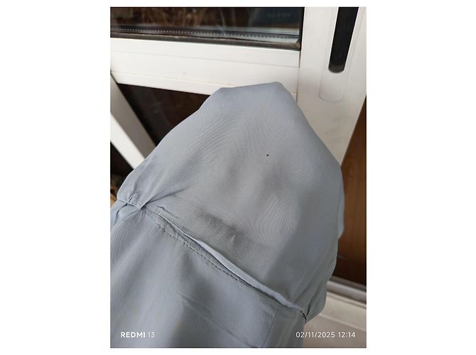 Balenciaga Kleid aus schwarzer Spitze - Ansicht 12