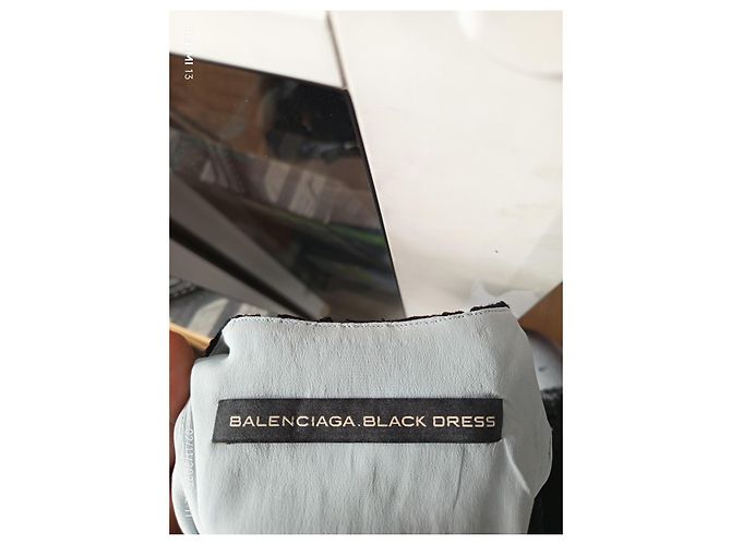 Balenciaga Kleid aus schwarzer Spitze - Ansicht 9