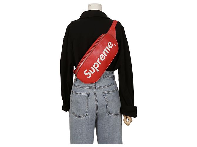 Louis Vuitton Marsupio Supreme Rosso - vista 13