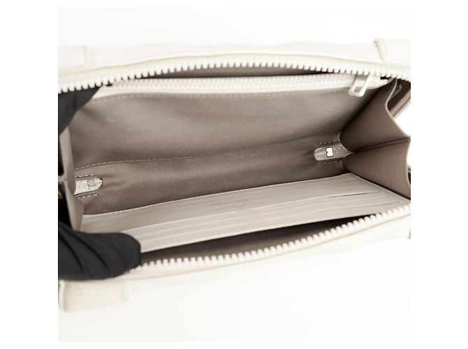 Louis Vuitton Borsa a tracolla LV Friends Soft Trunk Wallet Bianco - vista 15