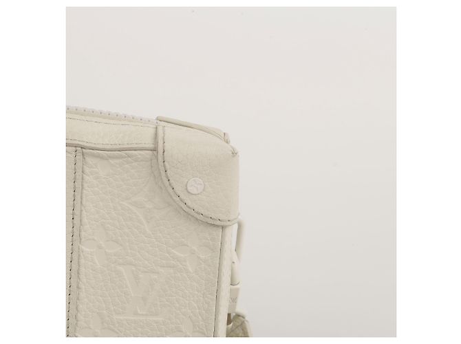 Louis Vuitton Borsa a tracolla LV Friends Soft Trunk Wallet Bianco - vista 8