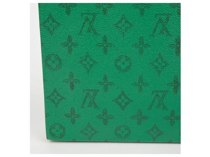 Louis Vuitton Clutch Pochette Voyage MM Verde - vista 5