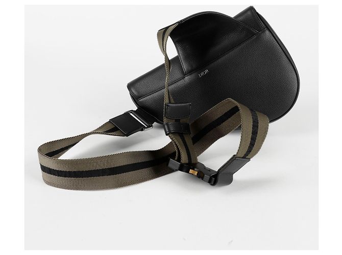 Saddle Dior Bolsa de Ombro Messenger em Forma de Selim Preto - vista 4
