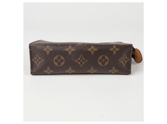 Louis Vuitton Beauty case Marrone - vista 7