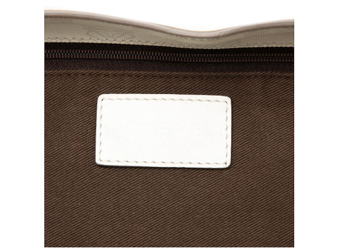 LOEWE Weiße perforierte beschichtete Canvas-Tasche - Ansicht 5