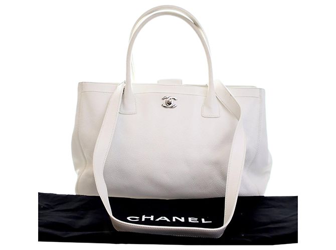 Borsa Executive Cerf Media in Pelle di Vitello Bianca Chanel Bianco Crudo - vista 15