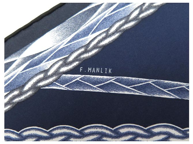 Hermès NUOVO FULARD HERMES ABITO DA SERA MANLIK 90 IN SETA BLU Blu navy - vista 8
