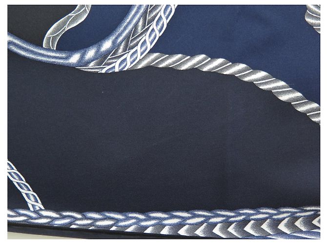 Hermès NUOVO FULARD HERMES ABITO DA SERA MANLIK 90 IN SETA BLU Blu navy - vista 9