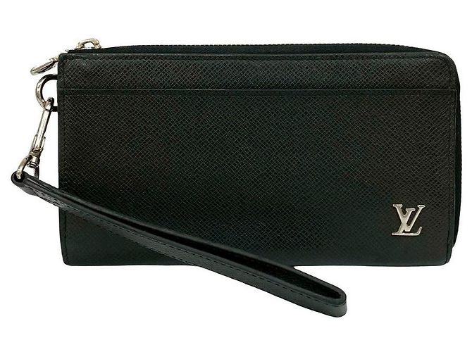 Louis Vuitton Zippy Dragonne Taiga Wallet Black - view 2