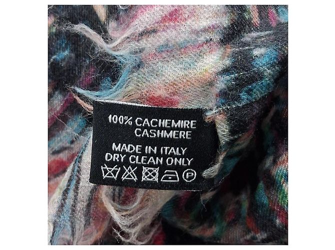 Timeless Sciarpa frangiata in tweed Chanel in cashmere multicolore - vista 4