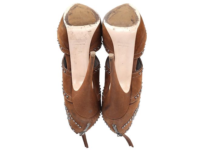 Miu Miu Décolleté a piattaforma peep-toe con borchie in pelle marrone Rosso - vista 6