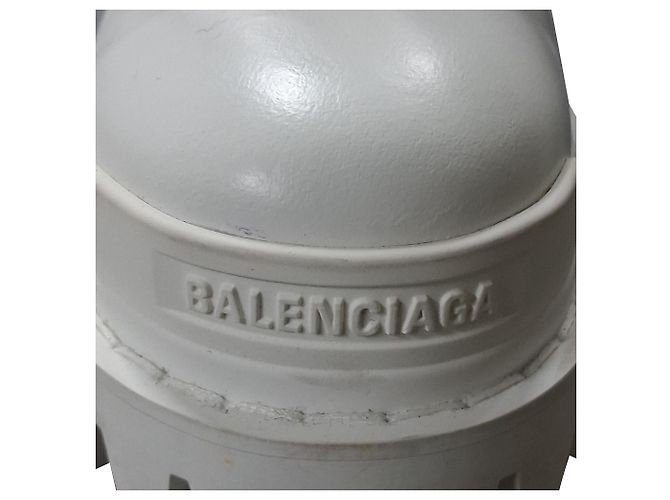 Botas de combate Strike de Balenciaga en cuero de ternera blanco Crudo - vista 8