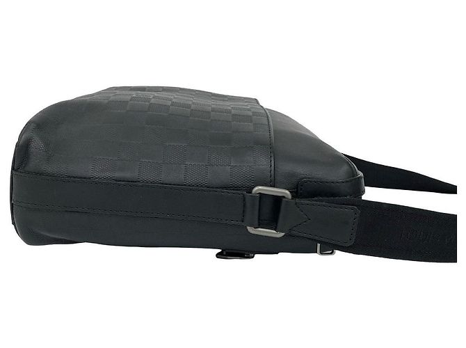 Borsa a Spalla Louis Vuitton Calypso MM in Pelle Damier Infini Nero - vista 7