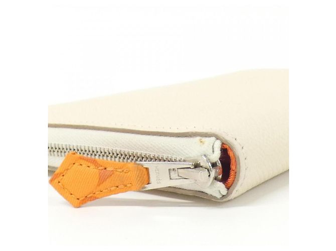 Silk In Billetera de seda Hermès CLIC CEST NOUE Naranja - vista 3