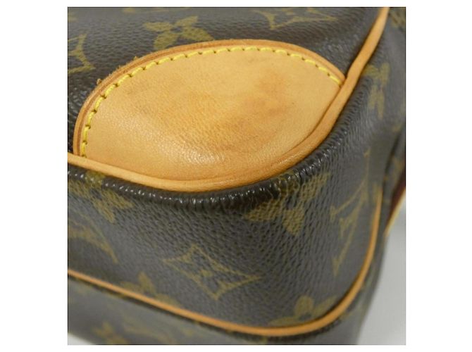 Borsa a Spalla Monogram Nile di Louis Vuitton Marrone - vista 3