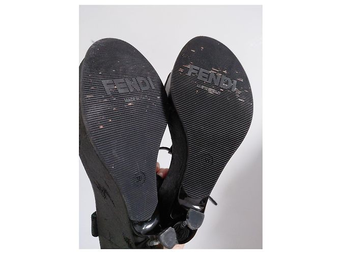 Schwarze Fendi Keilsandalen - Ansicht 6