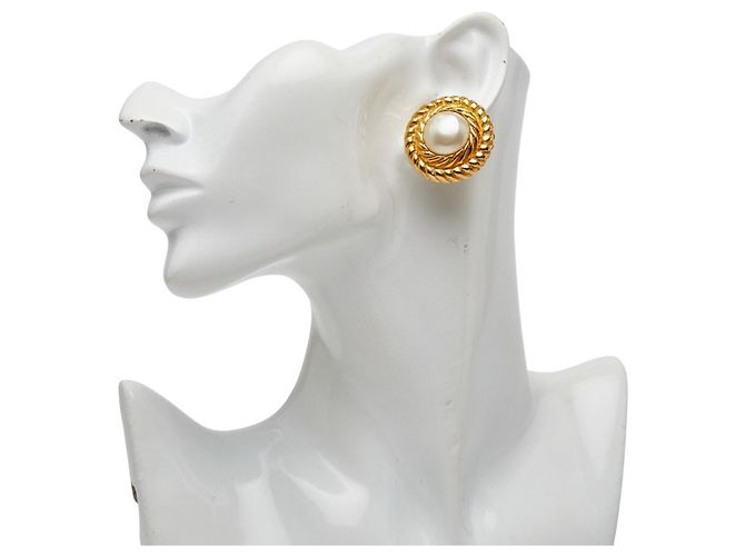 Orecchini a clip placcati in oro Chanel con perla finta - vista 5